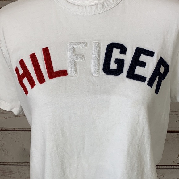 Tommy Hilfiger Tufted Logo Appliqué T-Shirt S - Picture 3 of 12